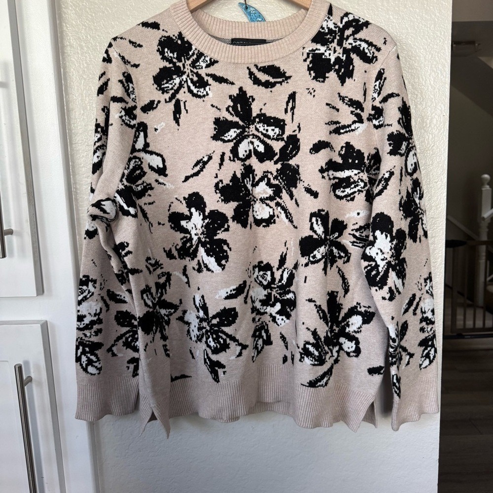 Floral Patterned Sweater Black and Cream Grandmacore Cottagecore